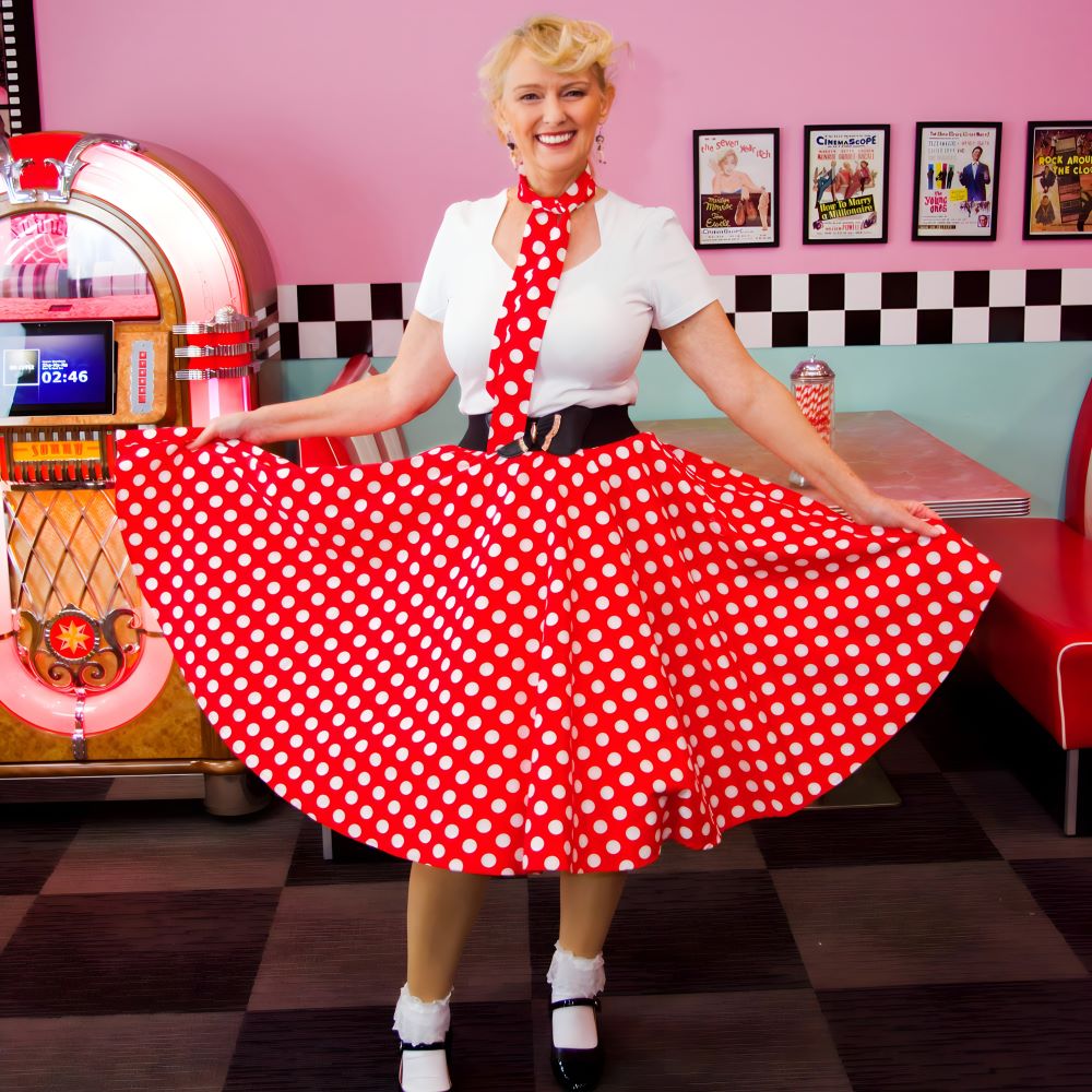 Full circle skirt - Red White Polka Dot Full circle skirt - Red White Polka Dot