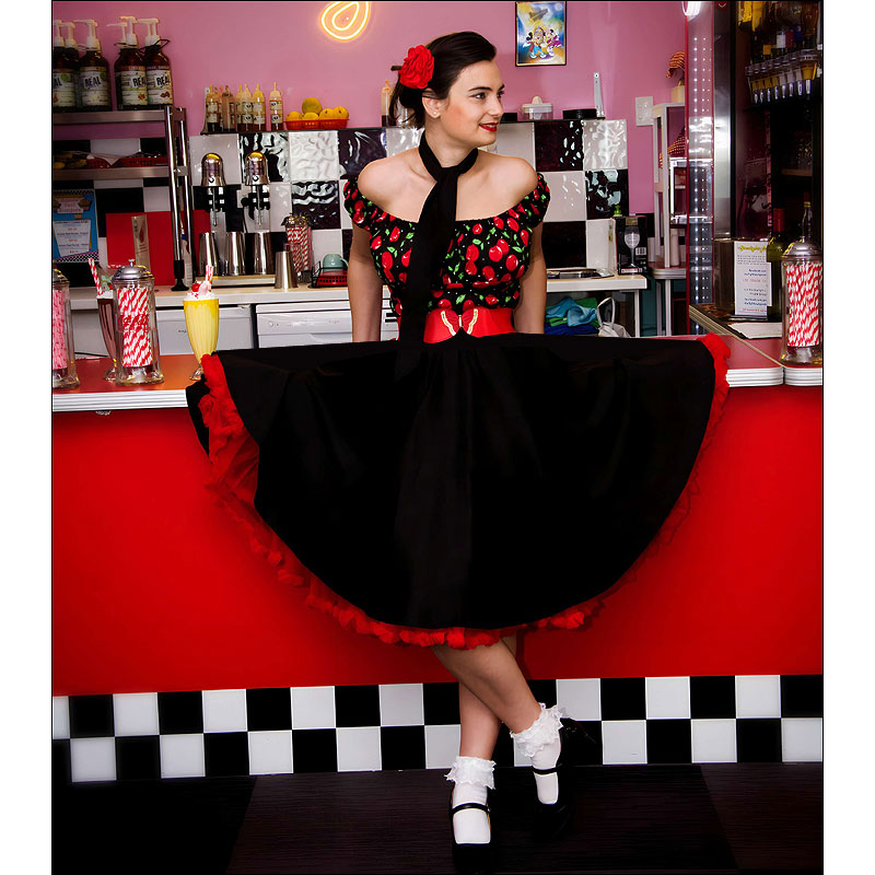 Full Circle Skirt - Black Full Circle Skirt - Black